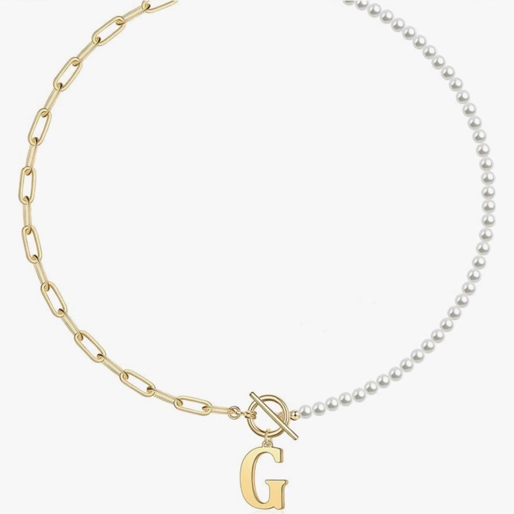 Amazon - gold and pearl G necklace